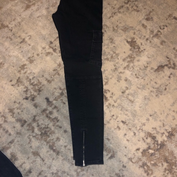 Jeans - Picture 3 of 3